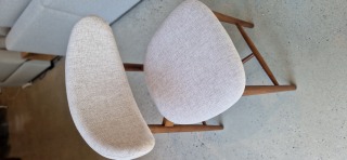 Barstoelen noten/beige
